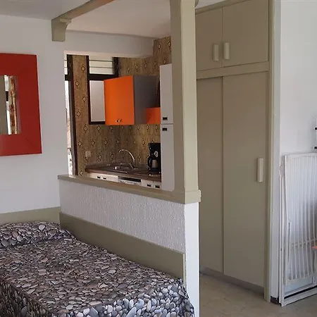 Punta Del Rey Only Adults Apartment *